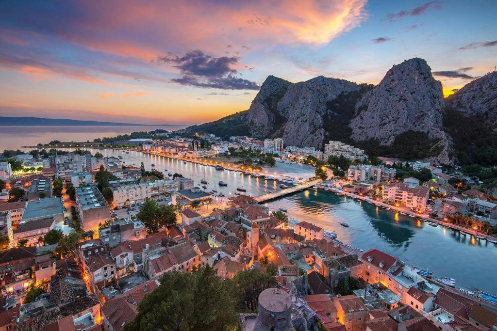 Olmissum Rooftop Sea View Omiš Exterior foto